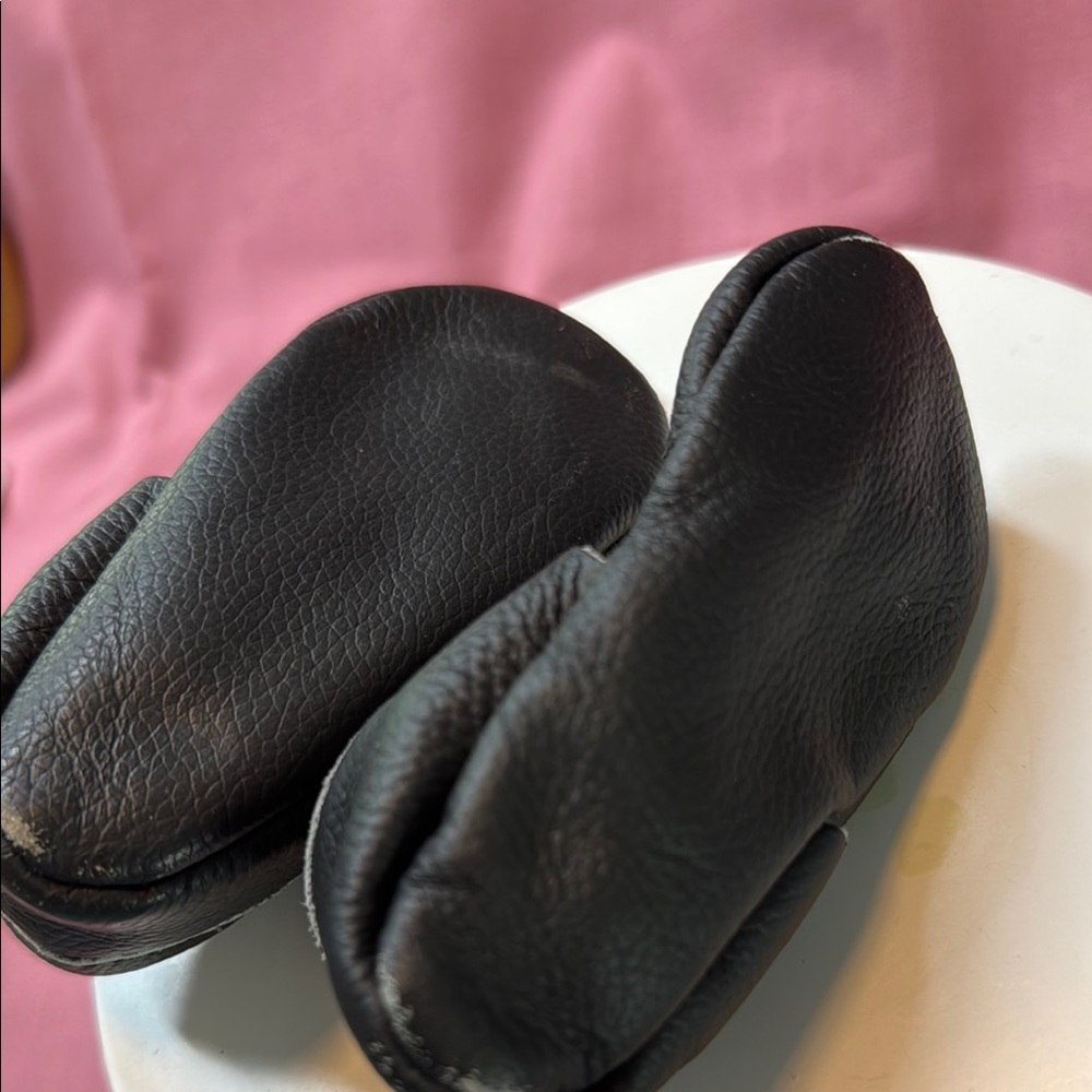 Black Leather Moccasins with T-Strap Design - Picture 3 of 4